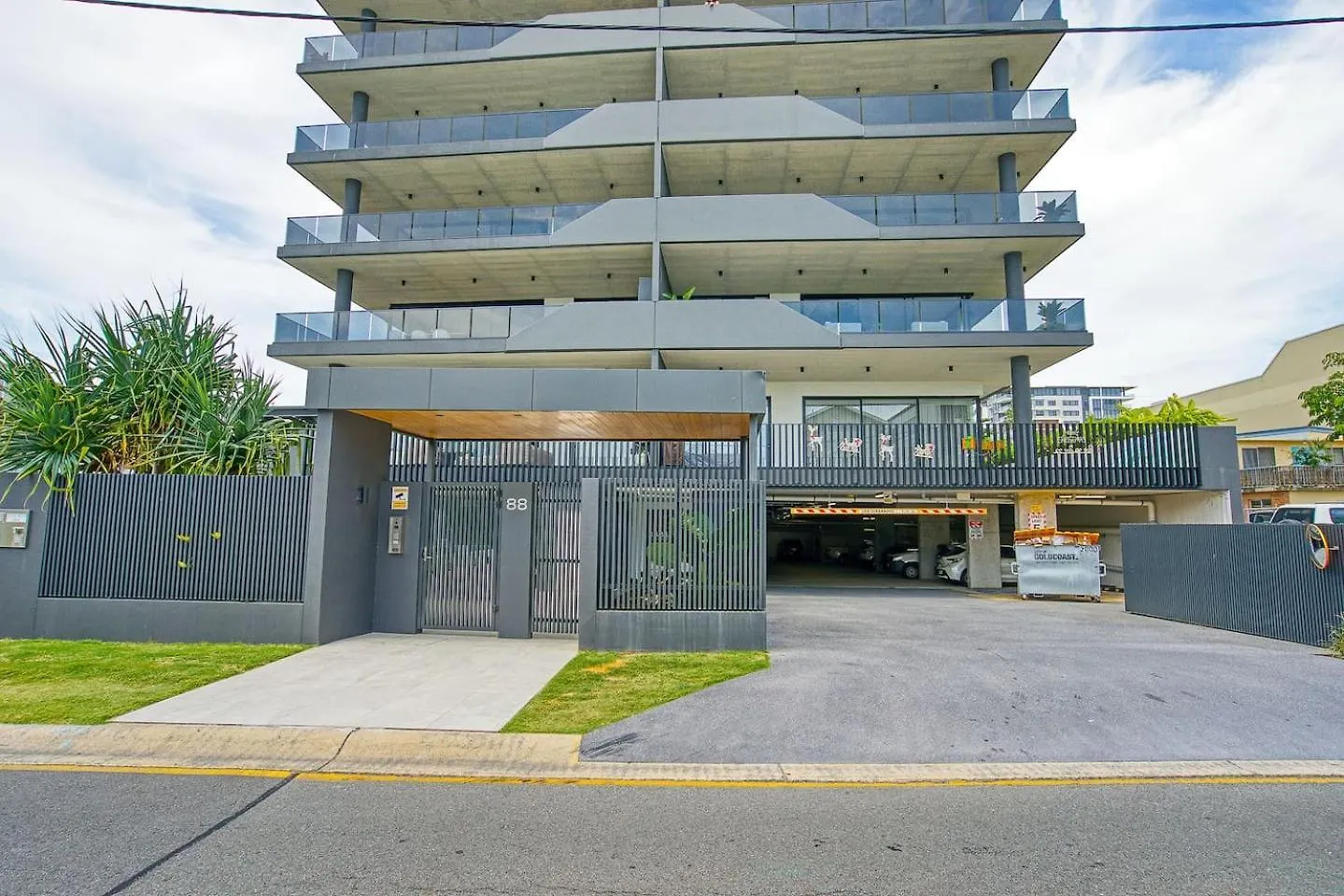Sable Penthouse At Palm Beach'S Waterfront Gold Coast