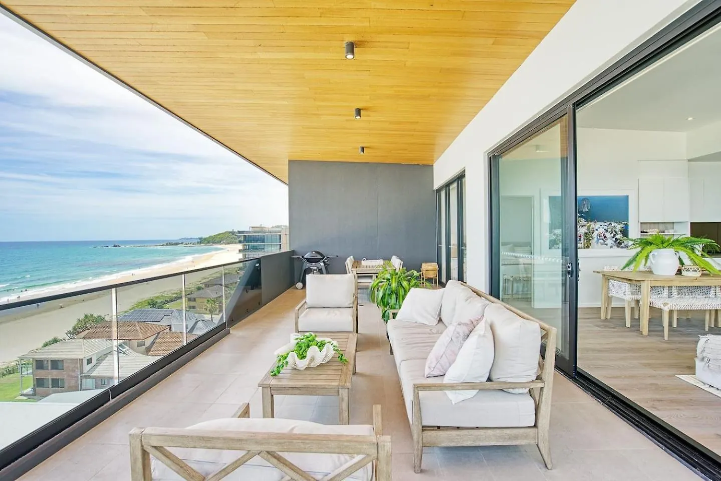 Sable Penthouse At Palm Beach'S Waterfront Gold Coast 0*,