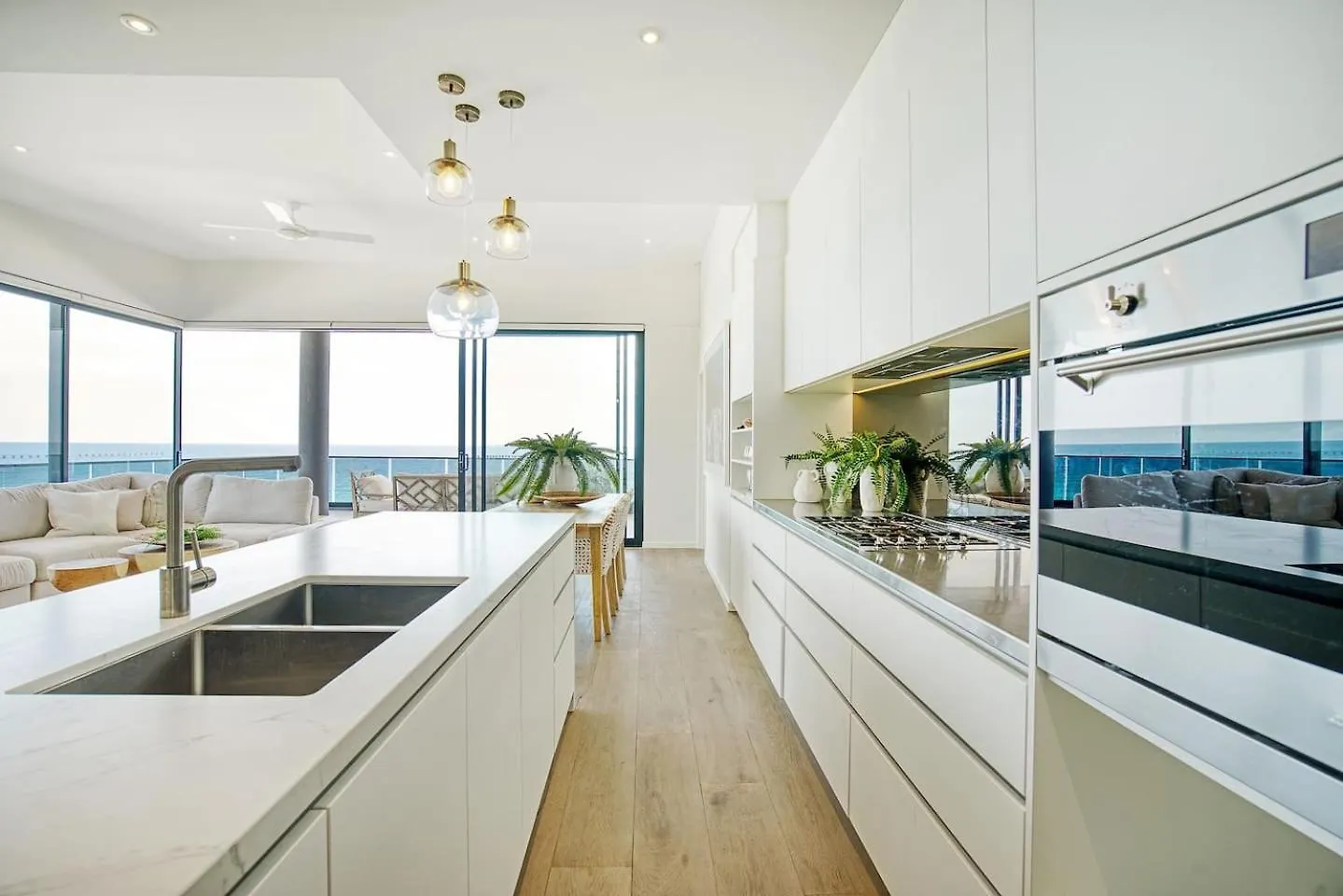 Sable Penthouse At Palm Beach'S Waterfront Gold Coast