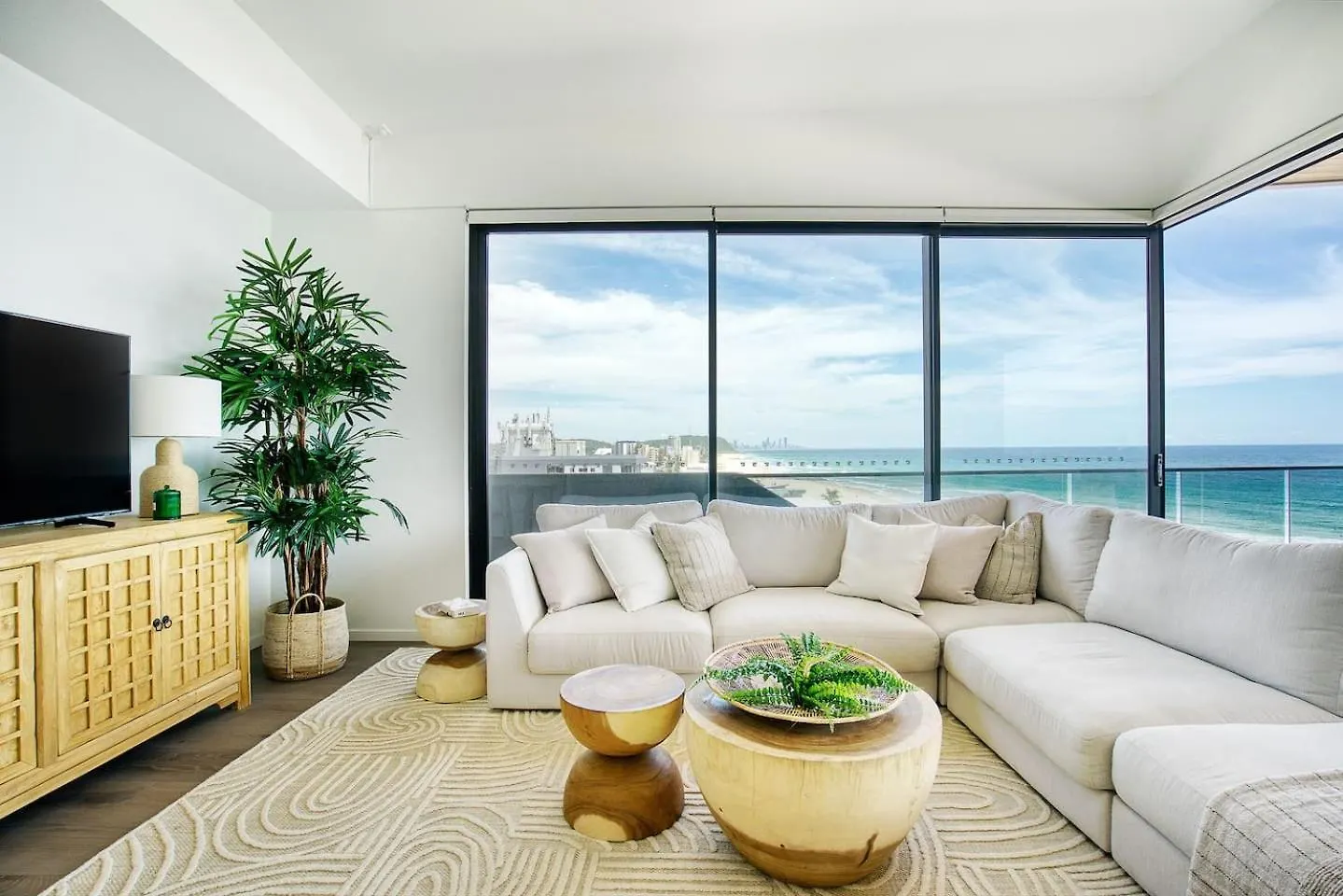 Sable Penthouse At Palm Beach'S Waterfront Gold Coast 0*,